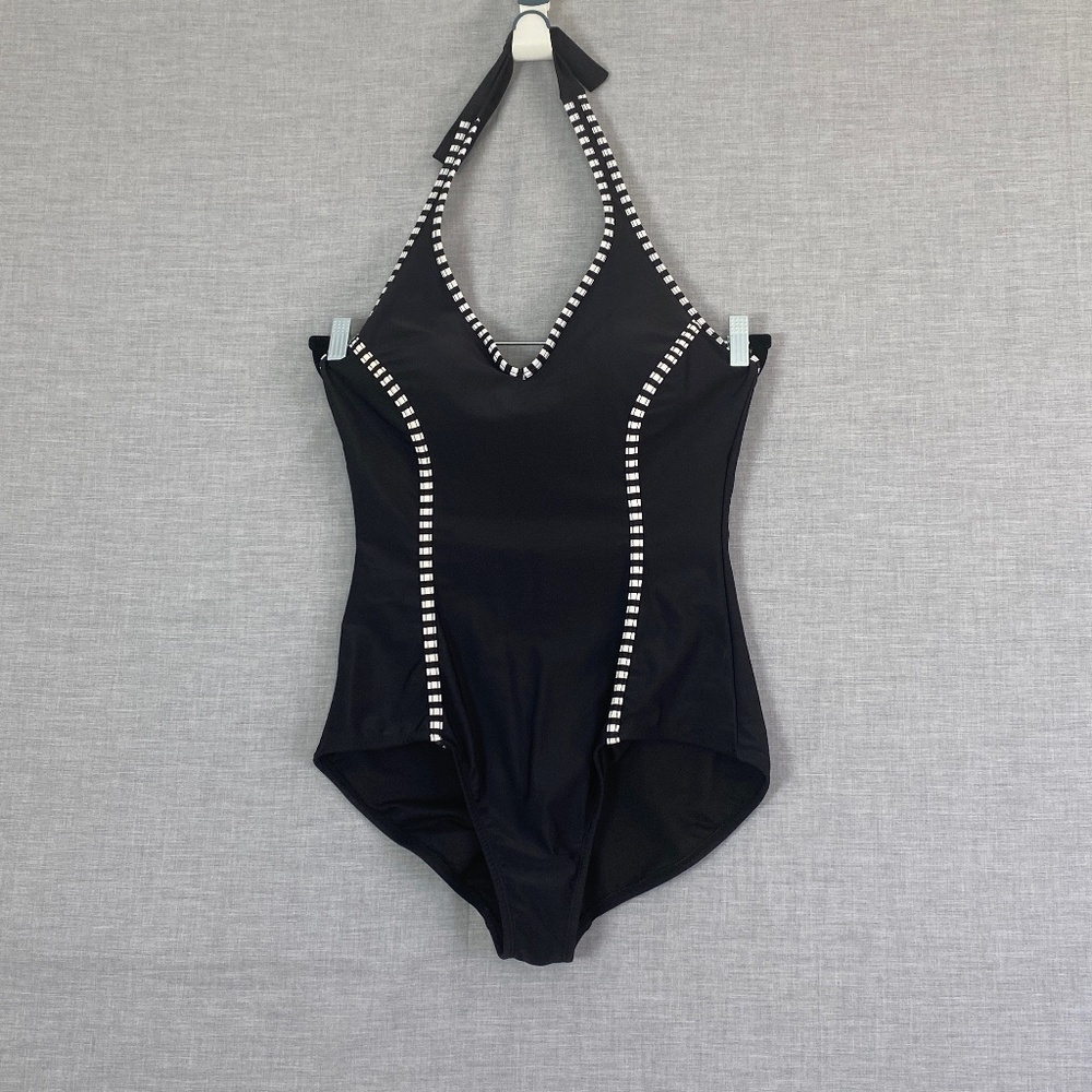 Catalina One Piece Bathing Suit Womens XL 16-18 Halter Tie Neck V-Neck Foam Cups